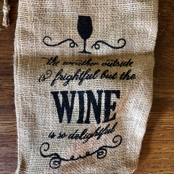 FREE WITH ANY BUNDLE! Wine gift bag🍷 - Picture 2 of 5